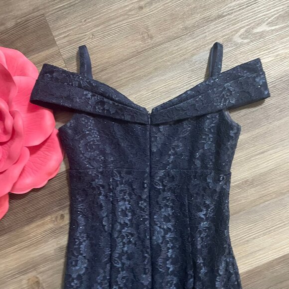 R & M RICHARDS‎ Womens Sz 6 PETITE Off-The-Shoulder Shimmer Lace Gown Navy Blue - Picture 9 of 13